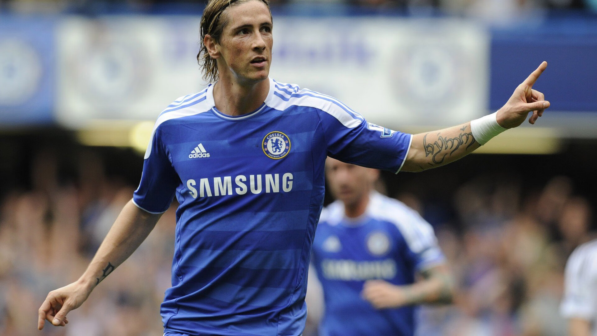 佩德里闪耀亚平宁,苏格兰铁血震南美,足球世界的新权力地图